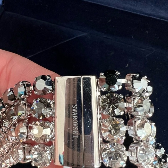 Swarovski collar necklace - Picture 2 of 3